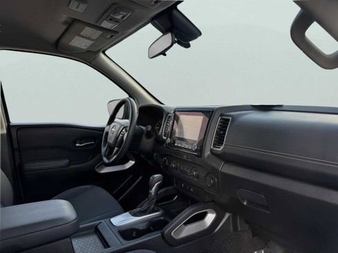 Used 2023 Nissan Frontier SV w/ Technology Package image 53