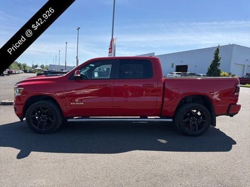 Used 2022 RAM 1500 Laramie AWD/4WD image 4
