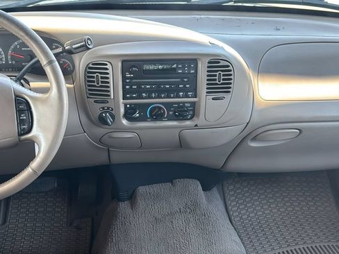Used 2001 Ford F150 4x4 SuperCrew image 11