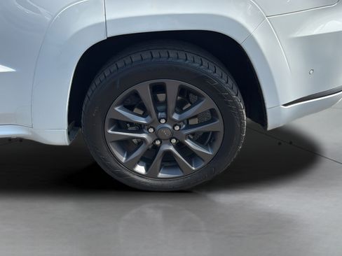 Used 2018 Jeep Grand Cherokee High Altitude AWD/4WD image 37