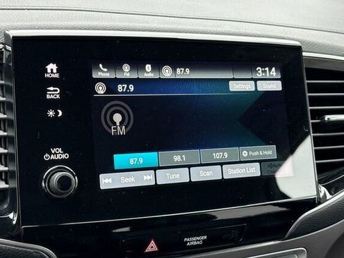 Certified 2022 Honda Pilot Special Edition image 19