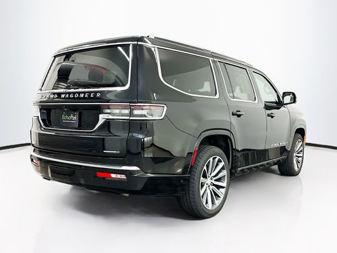 Used 2023 Jeep Grand Wagoneer Series II AWD/4WD image 9