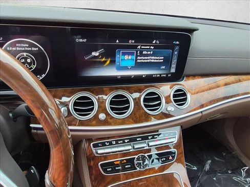 Used 2020 Mercedes-Benz E 350 4MATIC Sedan image 15