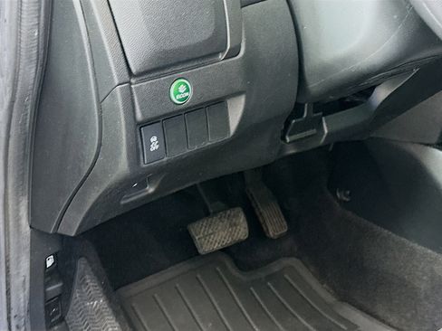 Used 2017 Honda Fit EX image 16