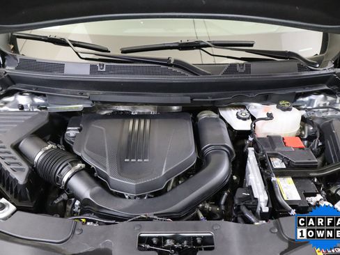 Used 2025 GMC Acadia Elevation image 13