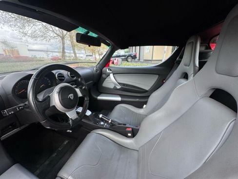 Used 2010 Tesla Roadster RWD image 8