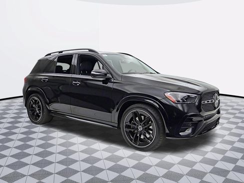 Used 2024 Mercedes-Benz GLE 580 4MATIC w/ Night Package image 16