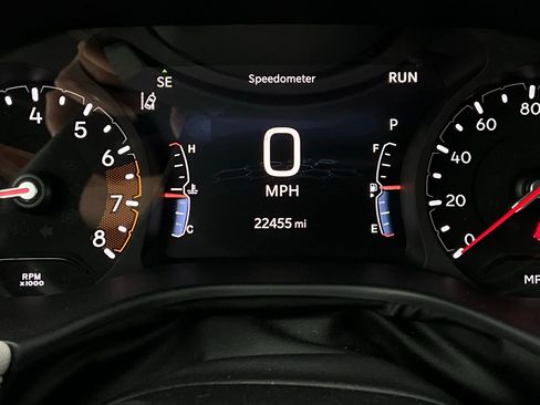 Used 2025 Jeep Compass Limited image 42