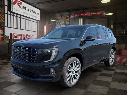 New 2026 GMC Acadia Denali Ultimate w/ LPO, Floor Liner Package AWD/4WD image 1