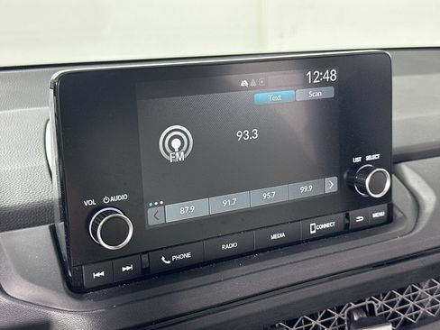 Used 2025 Honda Accord SE image 28