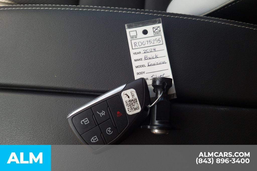 Used 2024 Buick Envision Sport Touring AWD/4WD image 17
