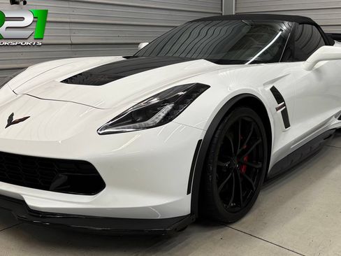 Used 2019 Chevrolet Corvette Grand Sport w/ Carbon Flash Badge Package RWD image 1