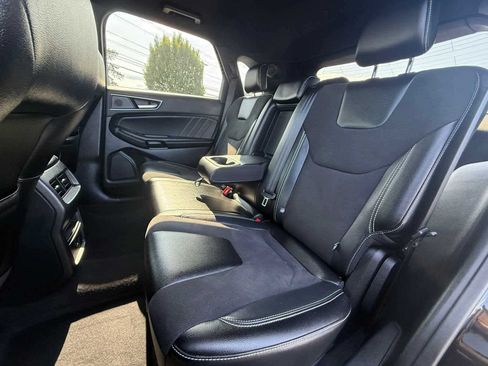 Used 2024 Ford Edge ST AWD/4WD image 12