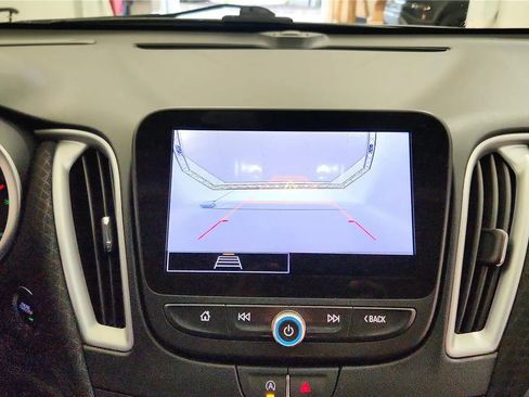 Used 2024 Chevrolet Malibu LT FWD image 25