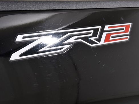 Used 2018 Chevrolet Colorado ZR2 image 21