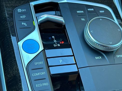 Certified 2023 BMW i4 eDrive35 w/ Premium Package image 26