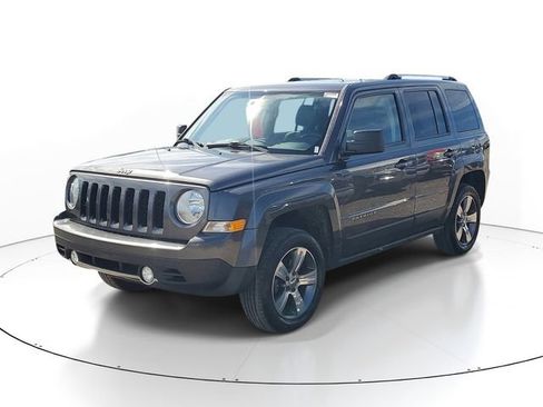 Used 2017 Jeep Patriot High Altitude AWD/4WD image 2