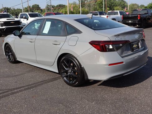 Used 2025 Honda Civic Sport image 3
