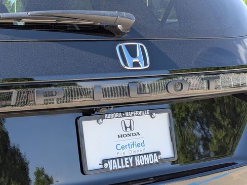 Certified 2025 Honda Pilot Elite image 30