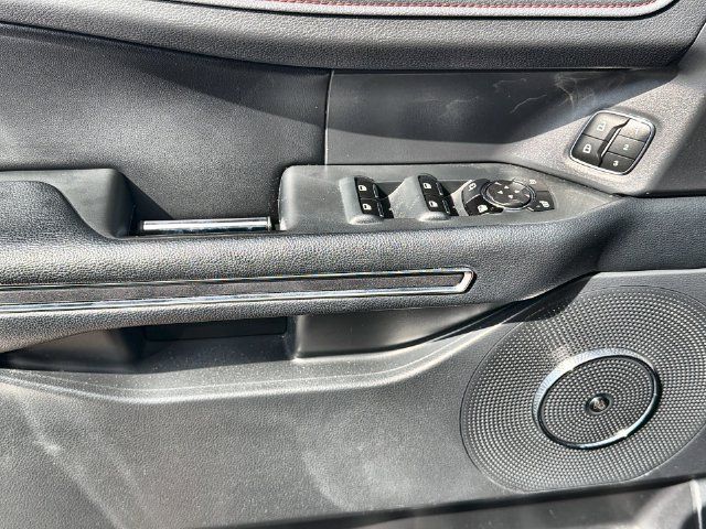 Used 2023 Ford Expedition Limited RWD image 13