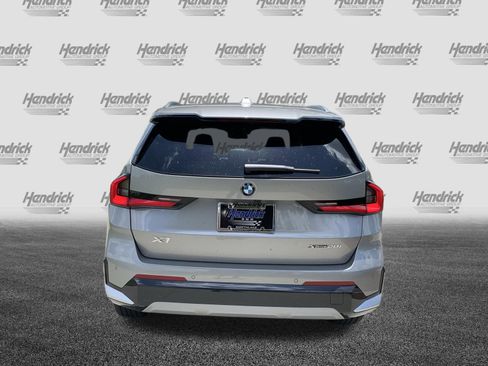 Used 2025 BMW X1 xDrive28i w/ Premium Package image 8