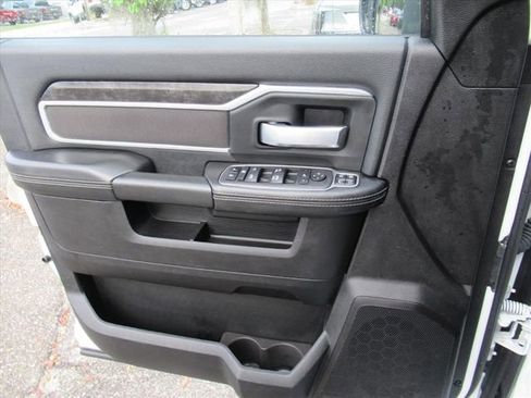 Certified 2024 RAM 2500 Big Horn AWD/4WD image 17