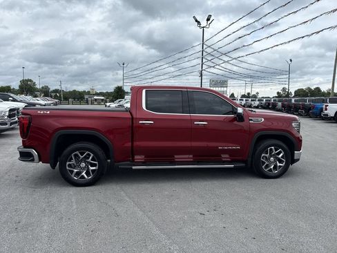 Used 2023 GMC Sierra 1500 SLT w/ SLT Premium Package AWD/4WD image 14