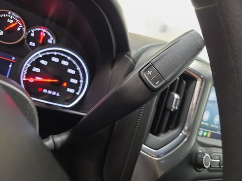 Used 2019 Chevrolet Silverado 1500 LT AWD/4WD image 23