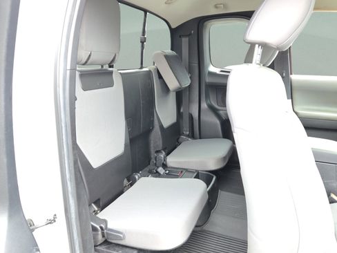 Used 2023 Toyota Tacoma SR image 17