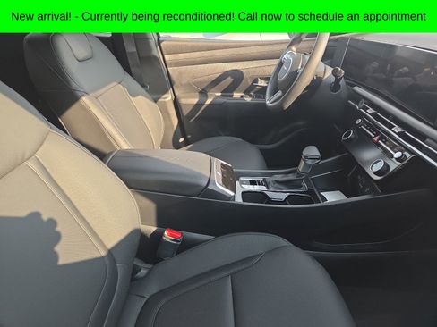 Used 2025 Hyundai Santa Cruz SEL FWD image 9