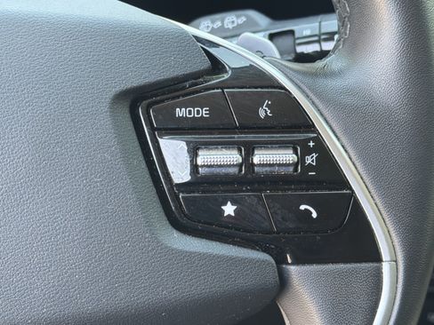 Certified 2024 Kia Niro Wind FWD image 18