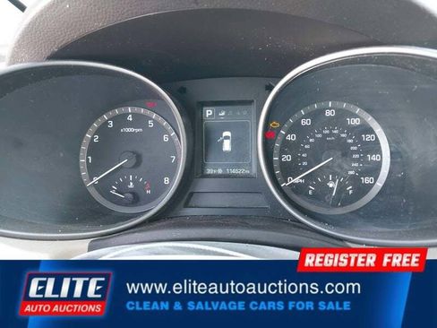 Used 2017 Hyundai Santa Fe Sport image 14