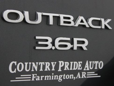 Used 2018 Subaru Outback 3.6R Limited AWD/4WD image 40
