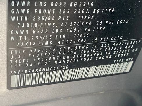 Used 2022 Volkswagen Tiguan SE w/ Panoramic Sunroof Package AWD/4WD image 13