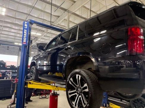 Used 2018 Chevrolet Tahoe LS w/ Max Trailering Package AWD/4WD image 6