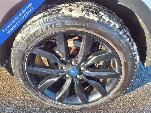 Used 2017 Ford Escape SE w/ Equipment Group 201A image 9