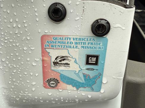 Used 2023 GMC Savana 2500 w/ Driver Convenience Package image 43