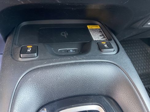 Used 2024 Toyota Corolla XLE image 25