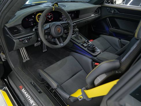 Used 2025 Porsche 911 GT3 RS RWD image 35