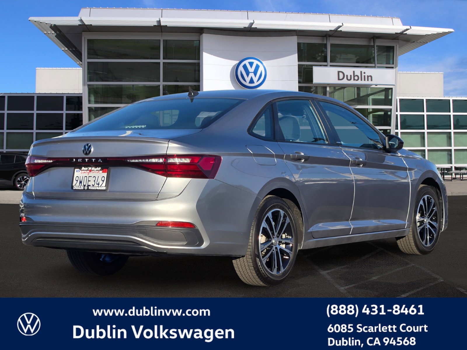 Certified 2025 Volkswagen Jetta Sport FWD image 4