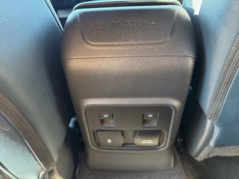 Used 2021 Ford Bronco Outer Banks w/ Sasquatch Package image 25