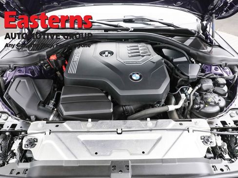 Used 2024 BMW 230i Coupe w/ Premium Package image 7