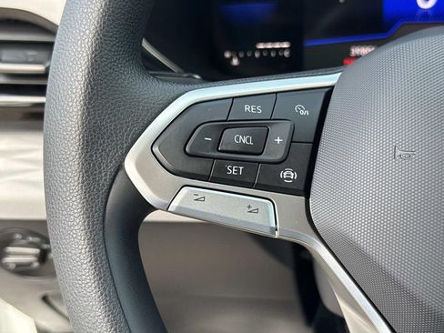 Used 2022 Volkswagen Taos S AWD/4WD image 42