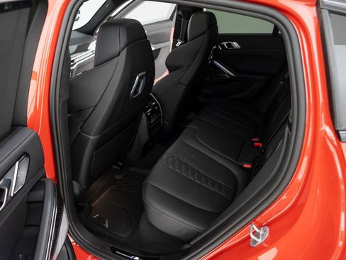 Used 2025 BMW X6 M Competition w/ Executive Package image 35