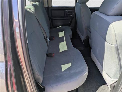 Used 2019 RAM 1500 Express AWD/4WD image 16