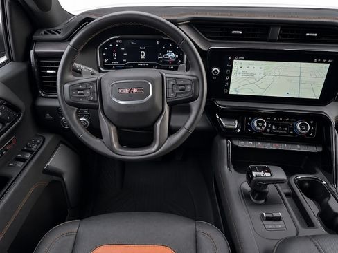 Certified 2025 GMC Sierra 1500 AT4 w/ AT4 Premium Package AWD/4WD image 40