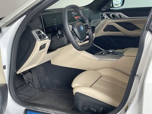 Used 2025 BMW i4 eDrive40 w/ Premium Package image 17
