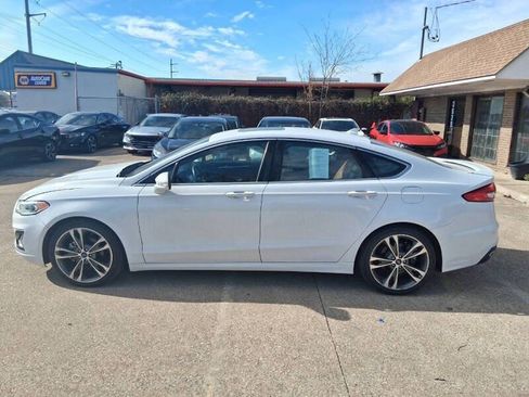 Used 2020 Ford Fusion Titanium FWD image 8
