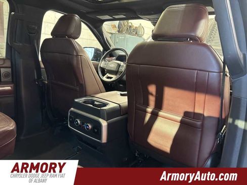 Used 2024 Ford Expedition Limited image 36