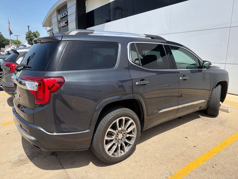 Used 2023 GMC Acadia Denali w/ Denali Ultimate Package AWD/4WD image 2